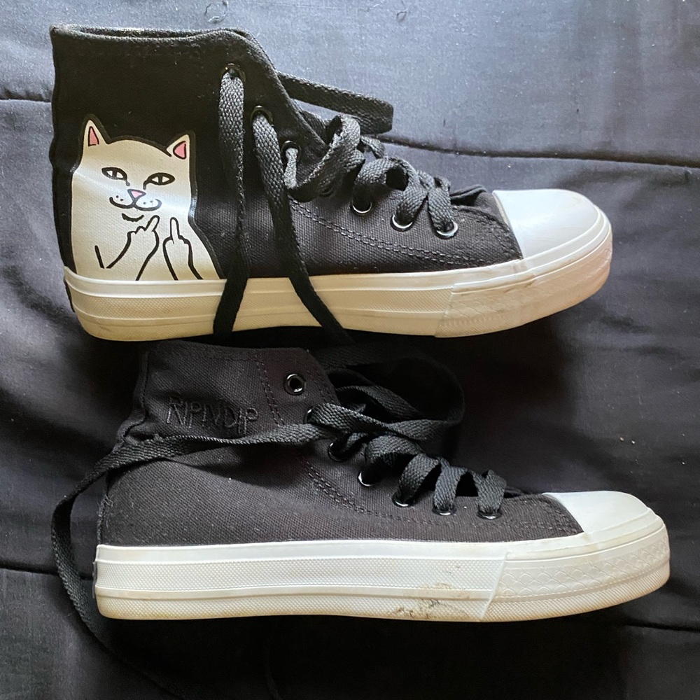Cute cat black shoes
